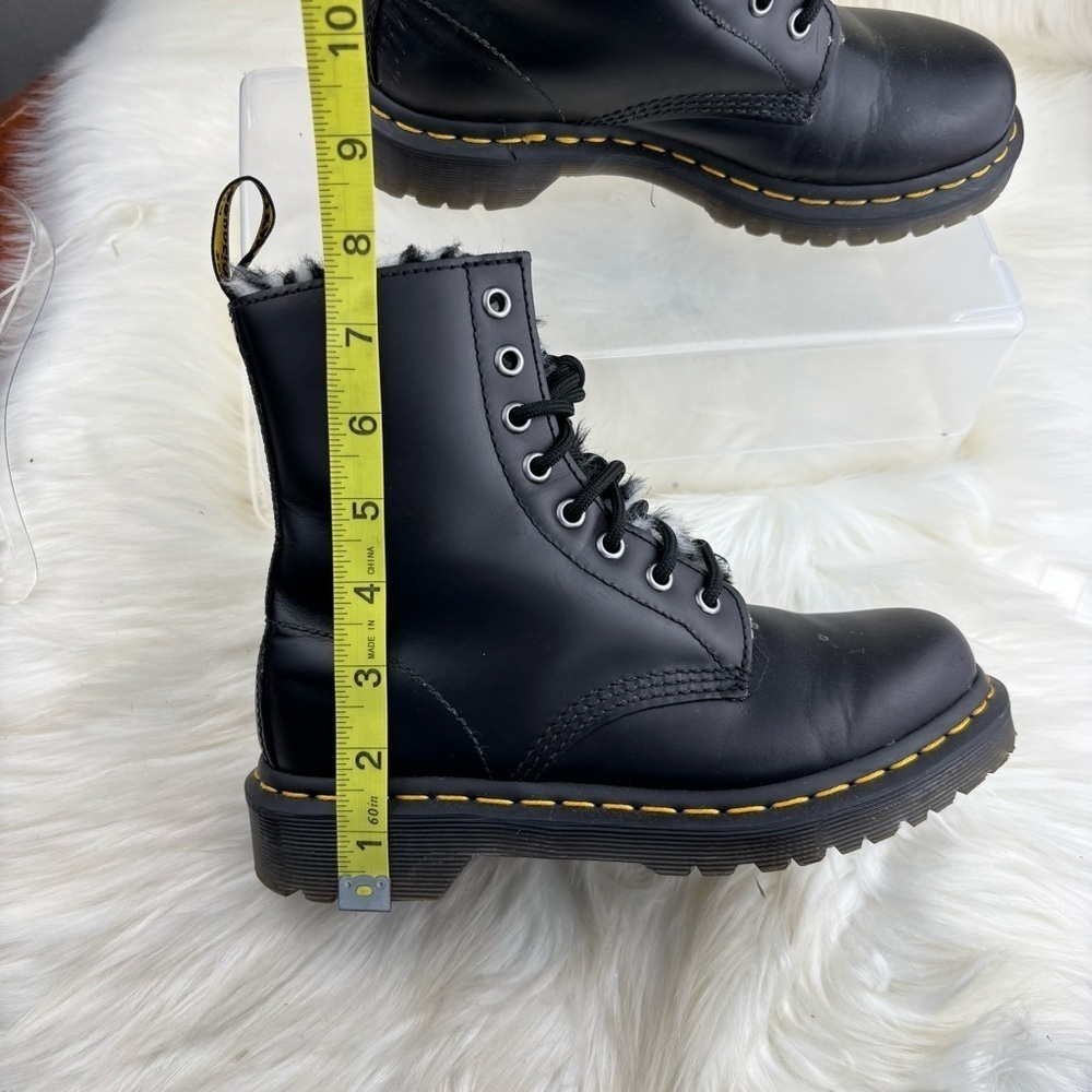 DR.MARTENS 1460 SERENA  LEATHER LEO FAUX FUR LINED BOOTS SIZE 6 - Picture 10 of 10